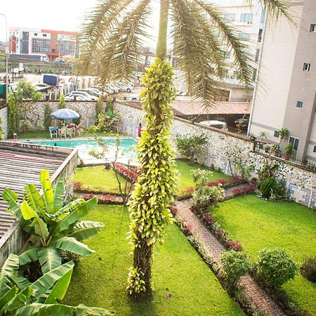 Clos D'Anthony Residence Bonanjo ドゥアラ エクステリア 写真