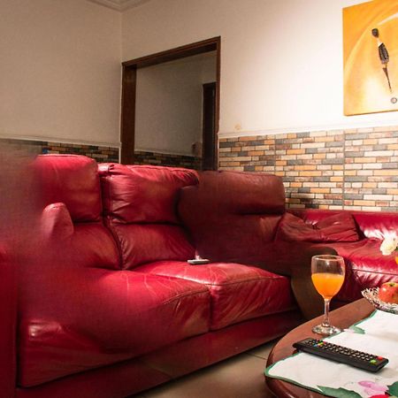 Clos D'Anthony Residence Bonanjo ドゥアラ エクステリア 写真