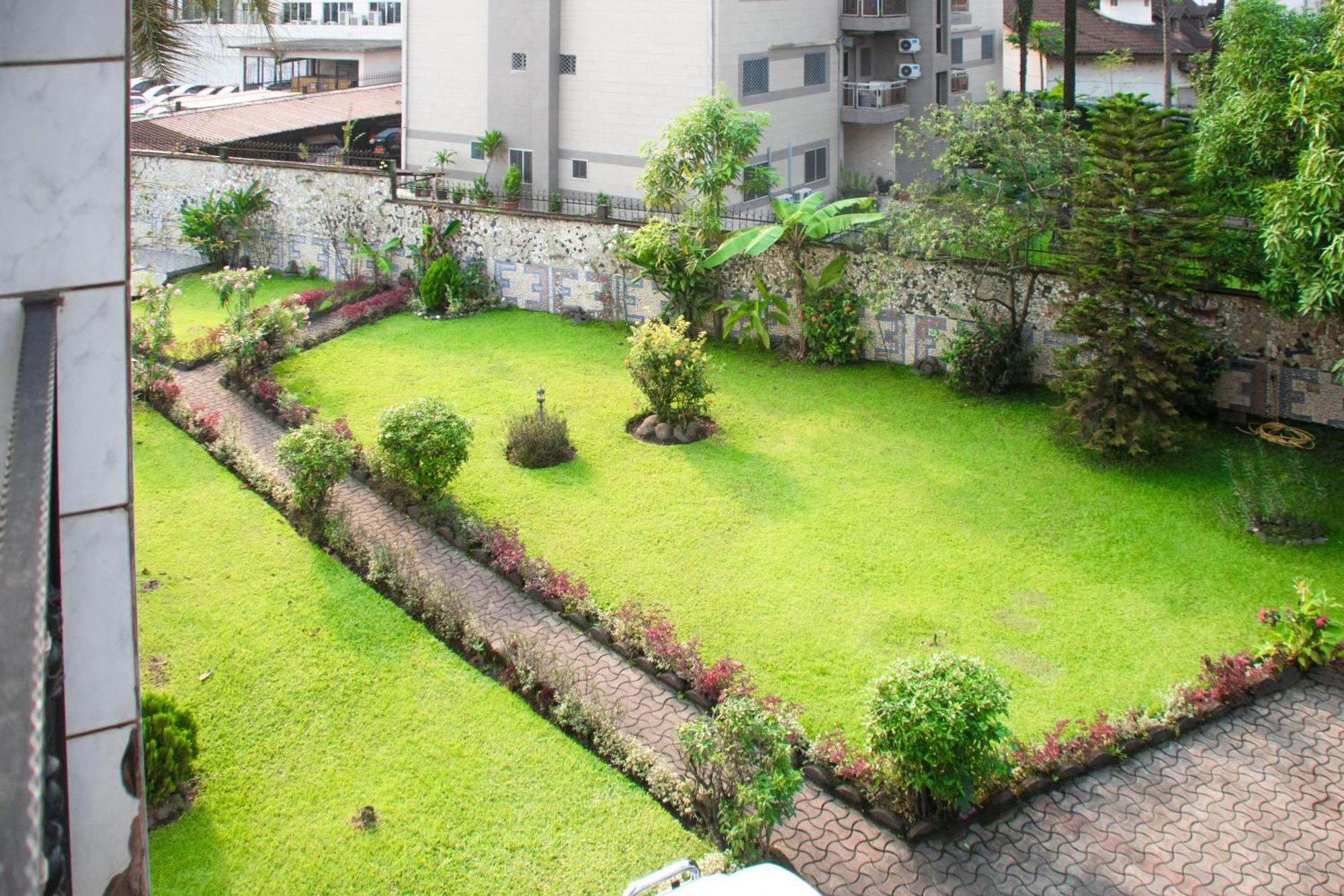 Clos D'Anthony Residence Bonanjo ドゥアラ エクステリア 写真